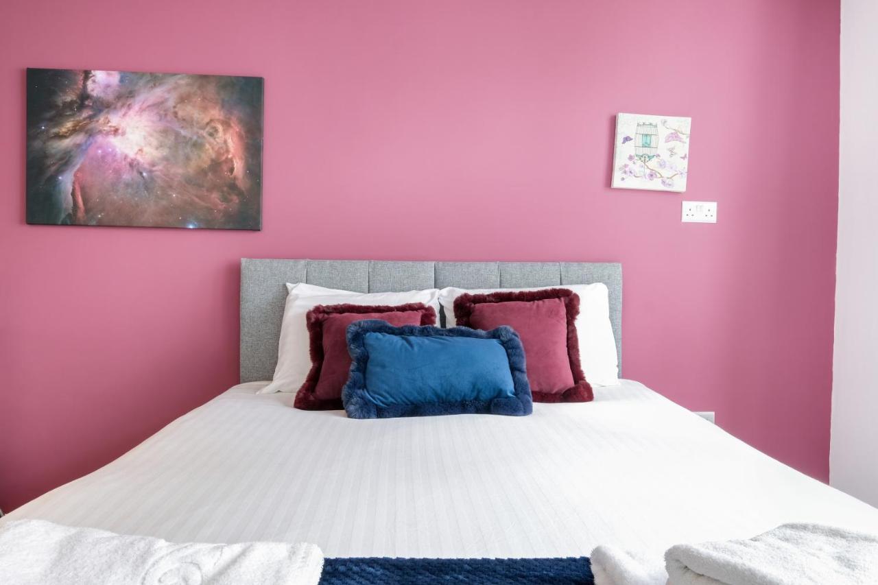Fernbank Studios Sudbury Hill Harrow Self-Contained Studios With En-Suite Wembley Buitenkant foto