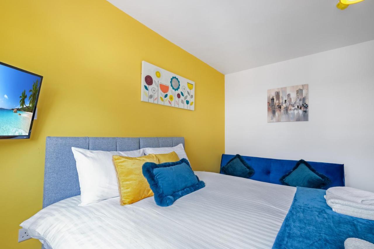 Fernbank Studios Sudbury Hill Harrow Self-Contained Studios With En-Suite Wembley Buitenkant foto